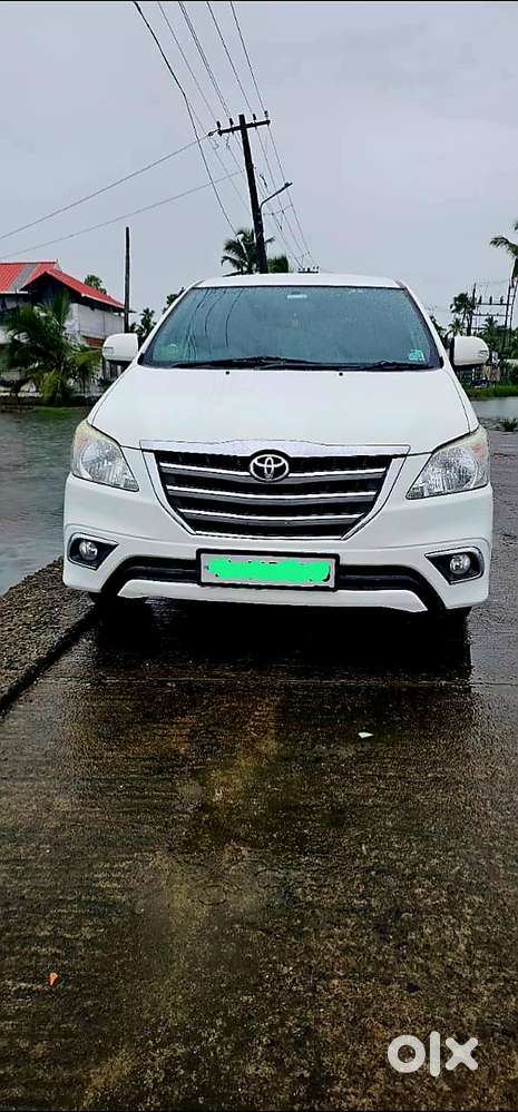 Toyota Innova 2.5 VX 7 STR BS-III, 2015, Diesel