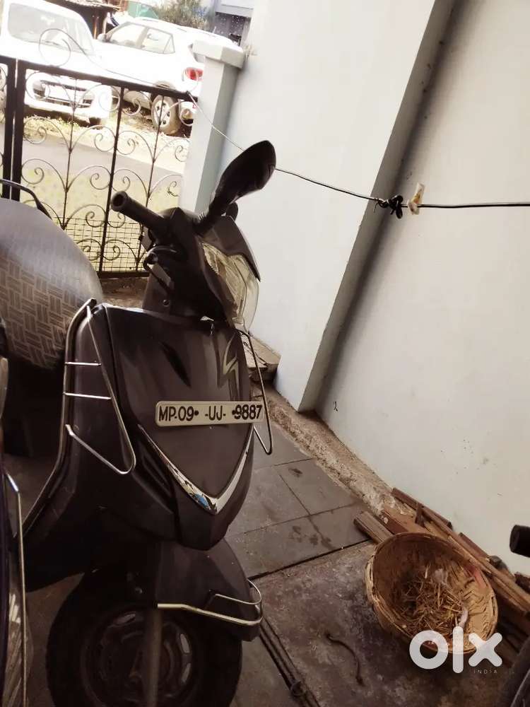 Selling scooter, fixed price, good condition