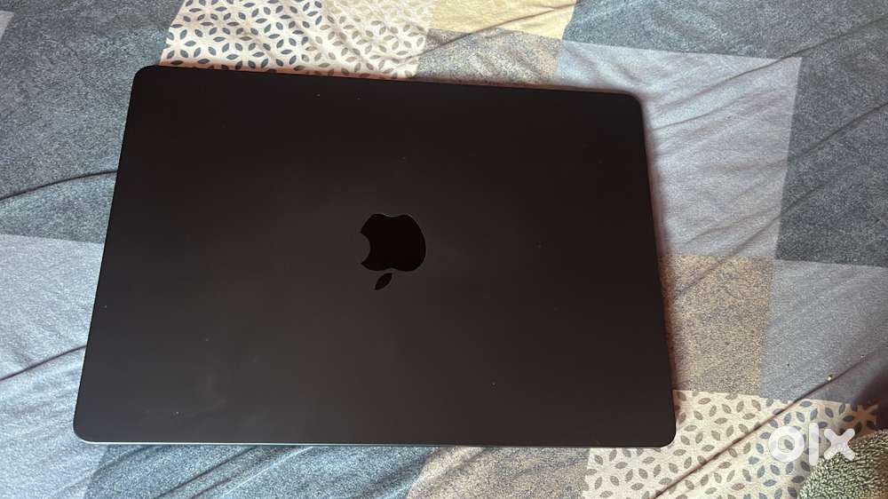 Apple M2 AIR 256GB