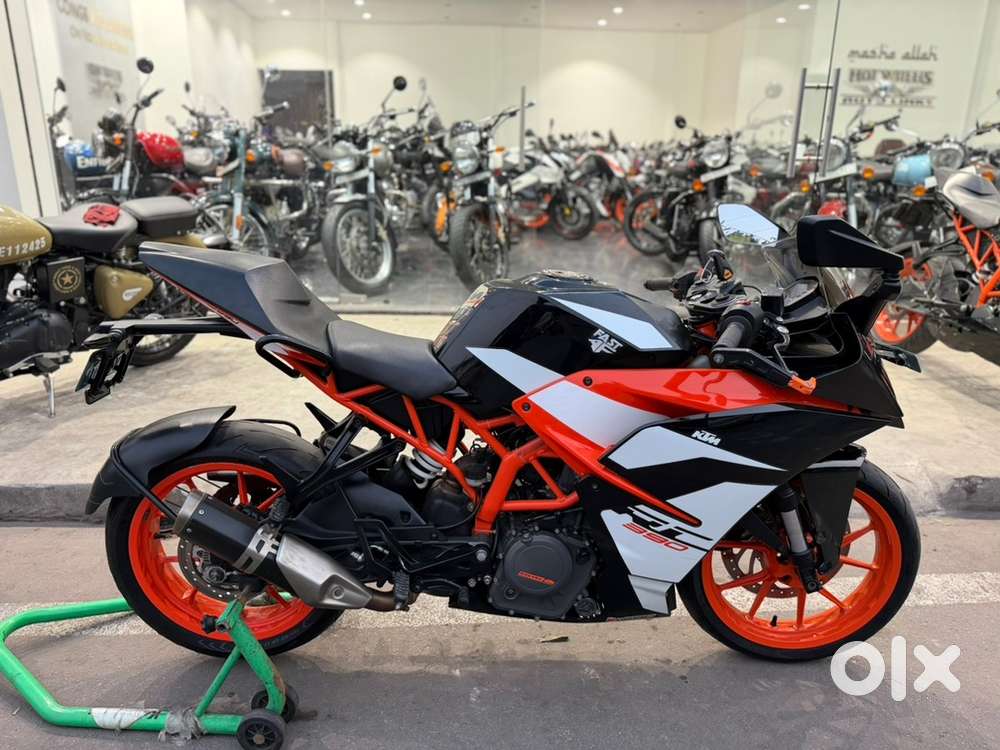 Ktm rc 390 abs bs4 brand new condition