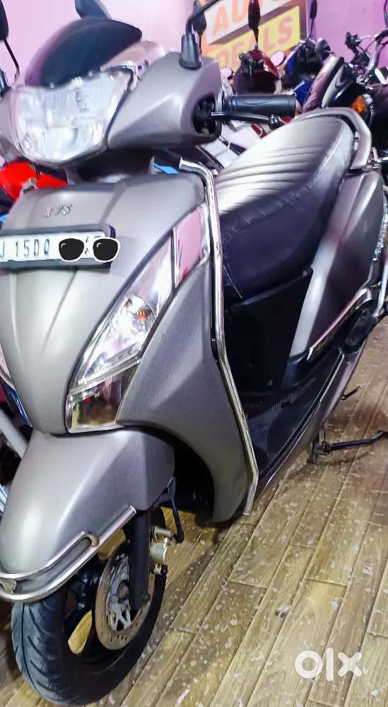 2022 matt grey  1ST OWNER