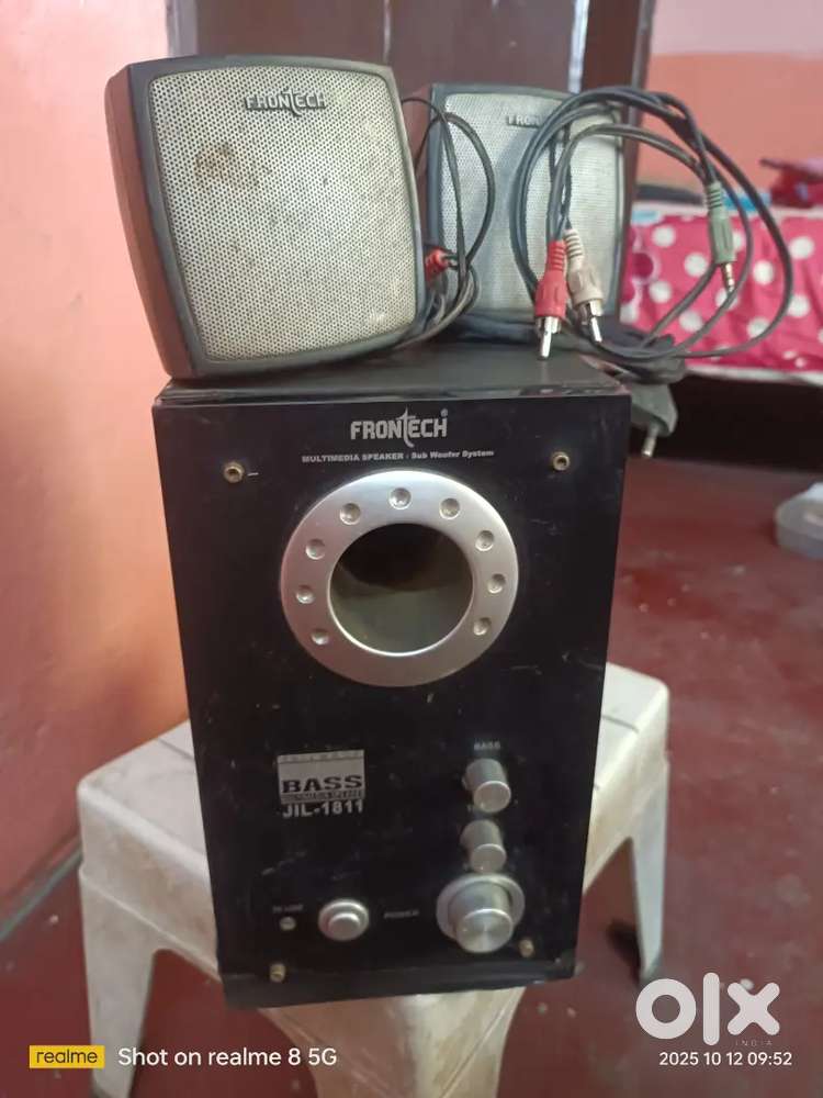 Speaker fronttech