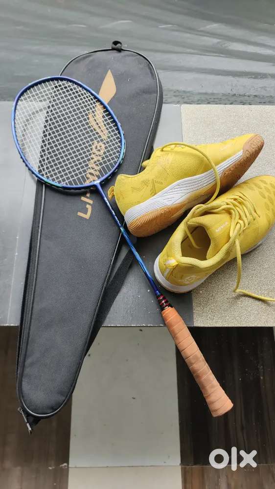 Badminton Racket and non marking shoe