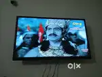 Smart tv koi khrabi nhi hai 4yer Old