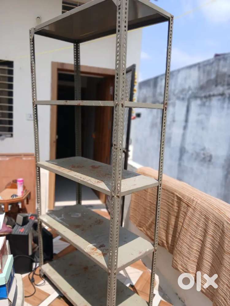 .Iron rack.
