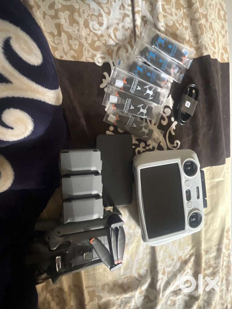 Brand new Dji Mini 5 Pro Fly more combo 35 minutes
