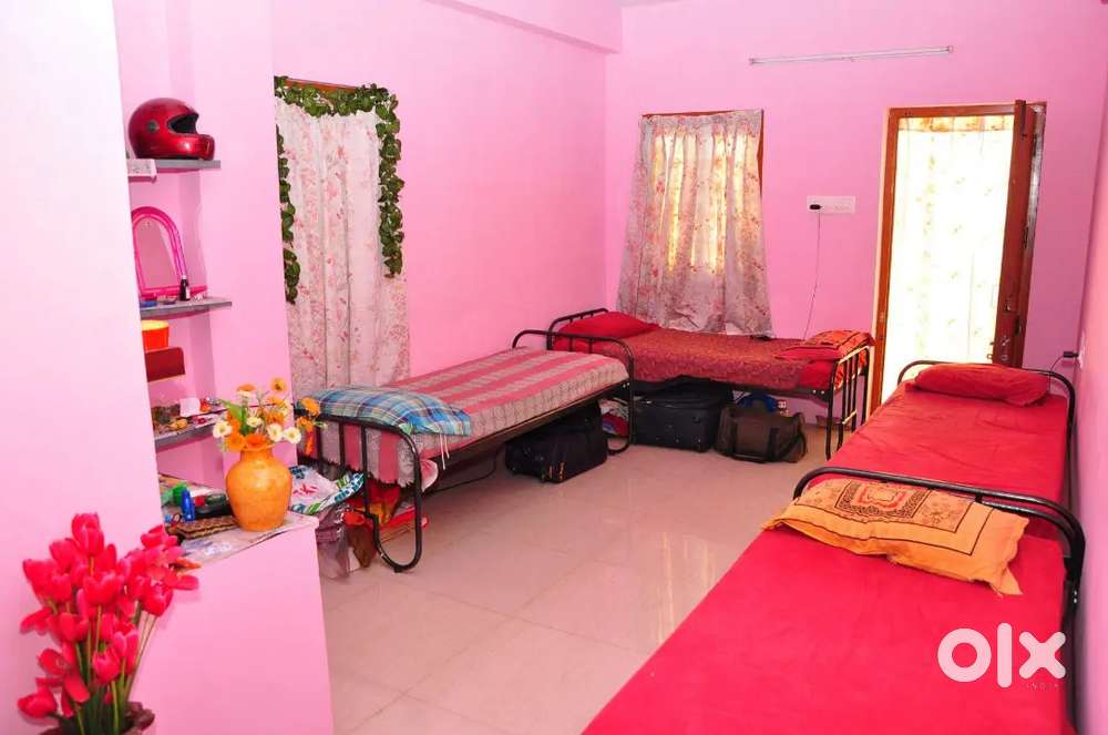 Shree boys five star hostel Double-6500,Single-8000Good quality,