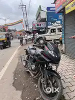 Pulser 220 f