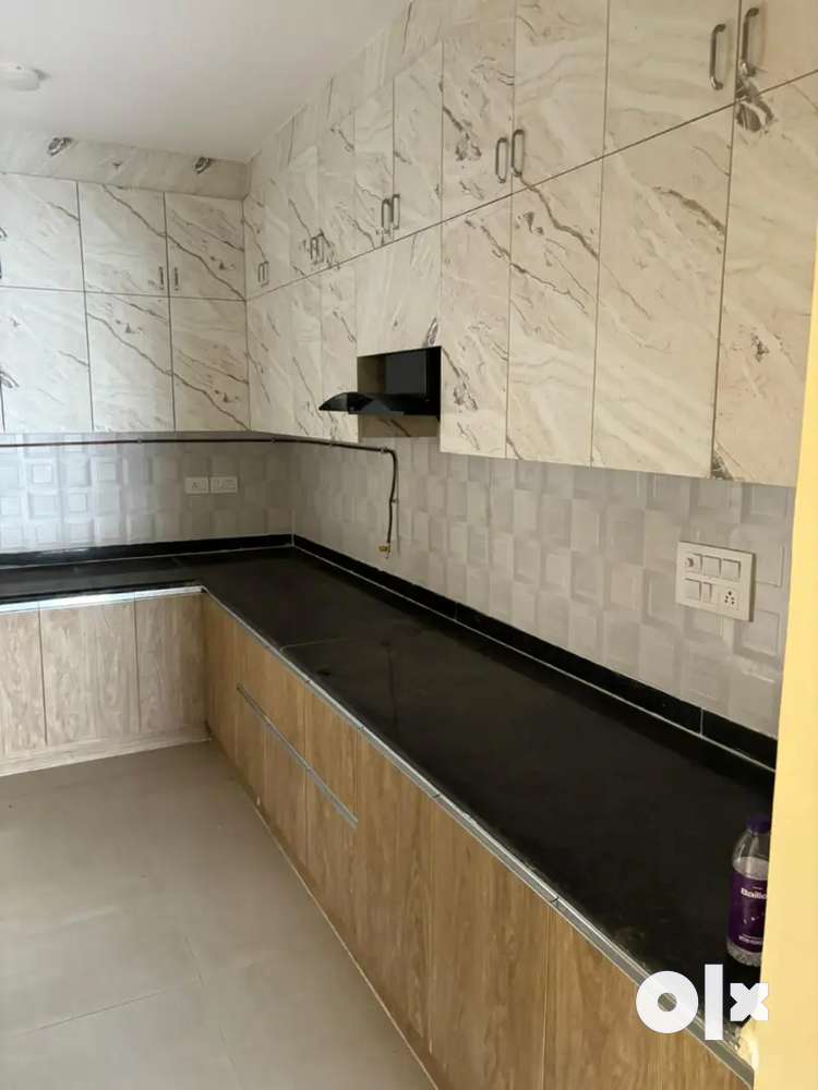 3Bhk Semi-Furnished flat available in 26k