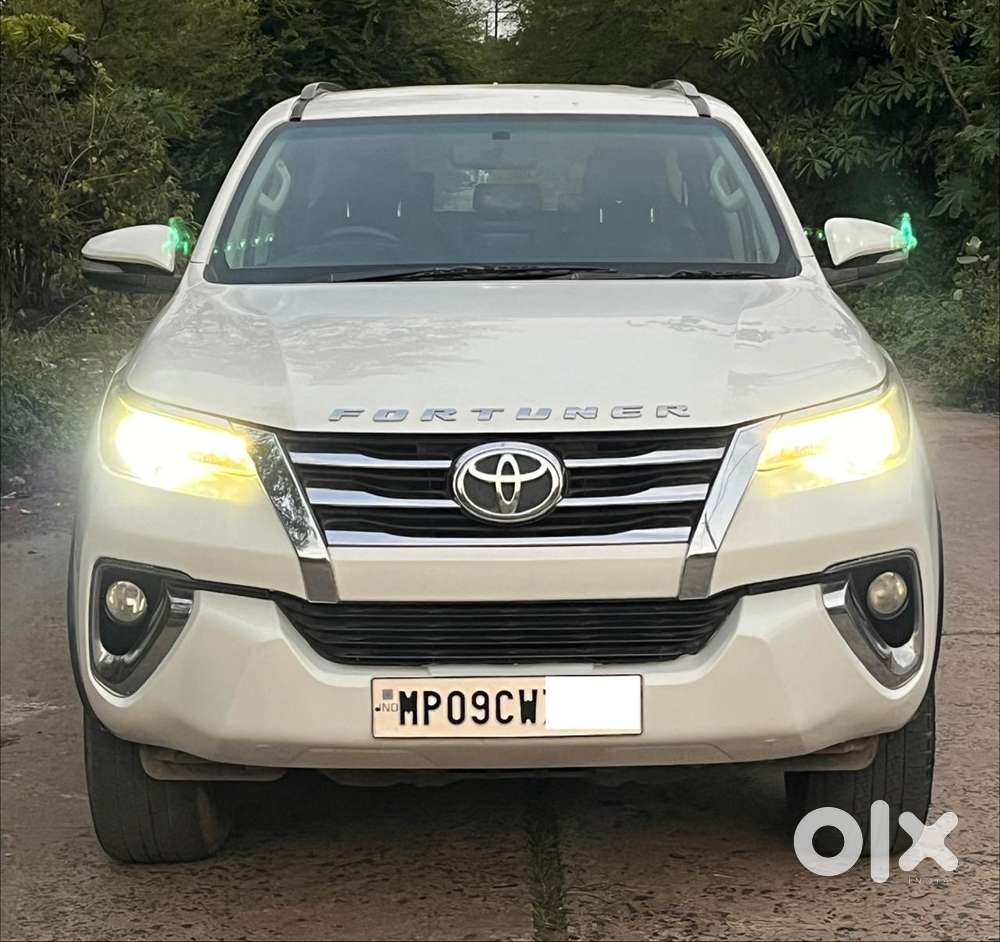 Toyota Fortuner 4X2 MT 2.8 Diesel, 2017, Diesel