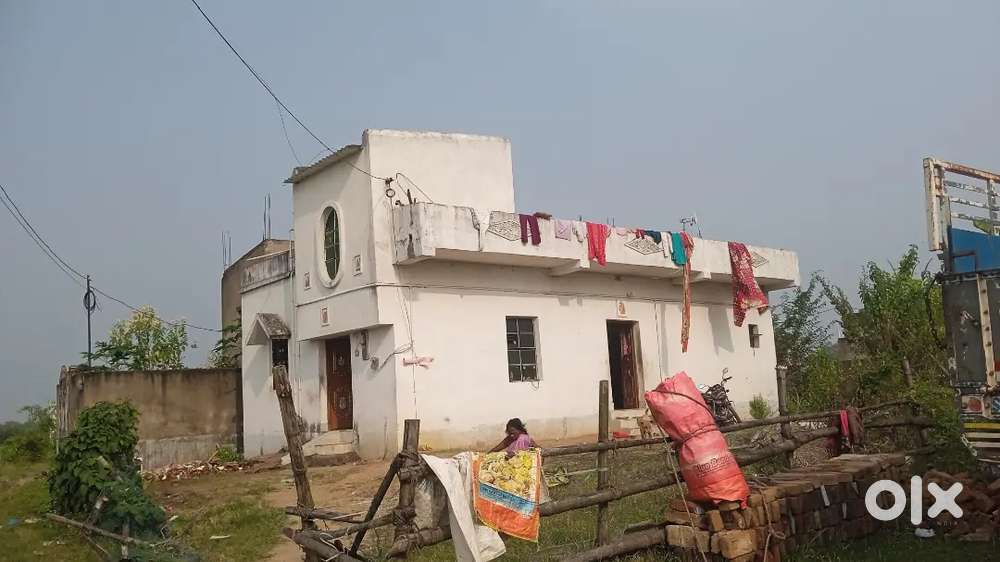 3 katha jomi ache tar opor 3ti room kitchen bathroom