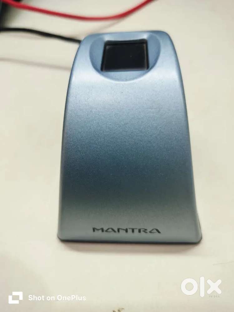 Mantra MFS 110 L1 Biometric Finger scanner only 2 month used.