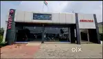 Showroom available for rent