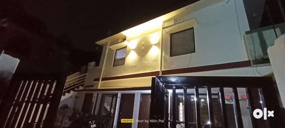 6 bhk house available for sale