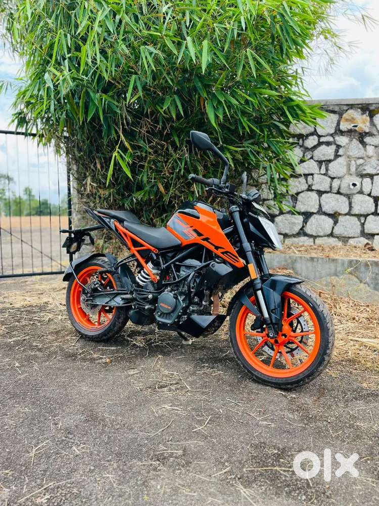 Ktm rc 200 company service