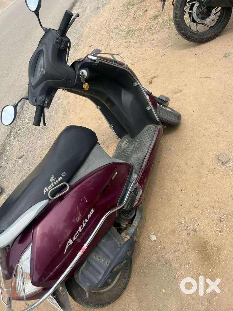 Activa dark pink colour