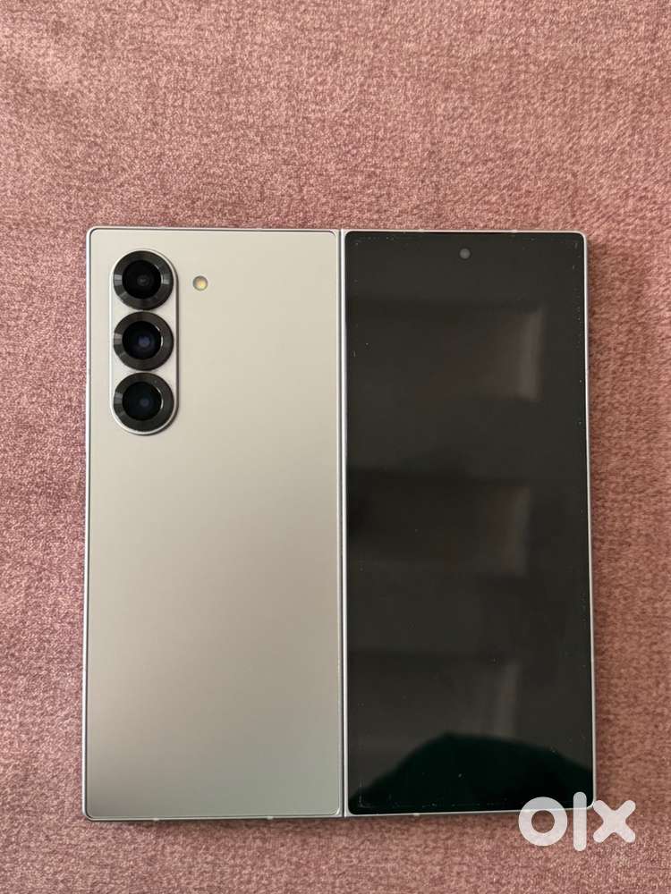 Samsung Z Fold 6
