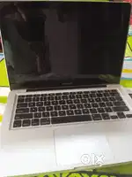 Apple laptop