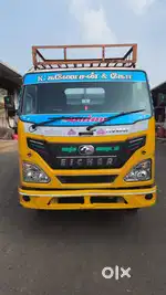 Eicher 2022 Perfect Condition Light Use vehicle