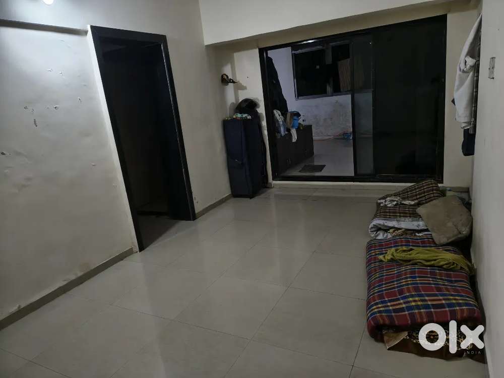 Need single Maharashtriyan male bachlor flatmate from 1st Nov