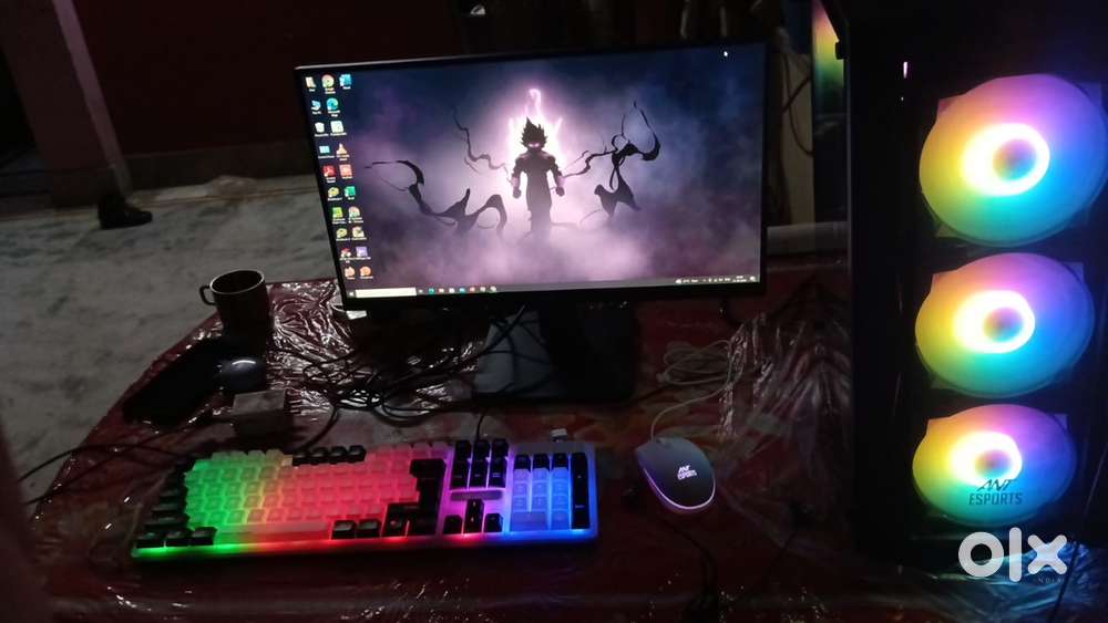 Gaming computer, all okay. One year age.