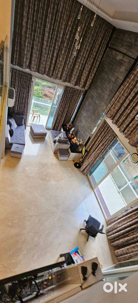 Grand Duplex Apartment with 3 balconies and beautiful skyline views