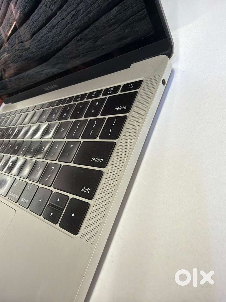 Apple MacBook pro 512gb