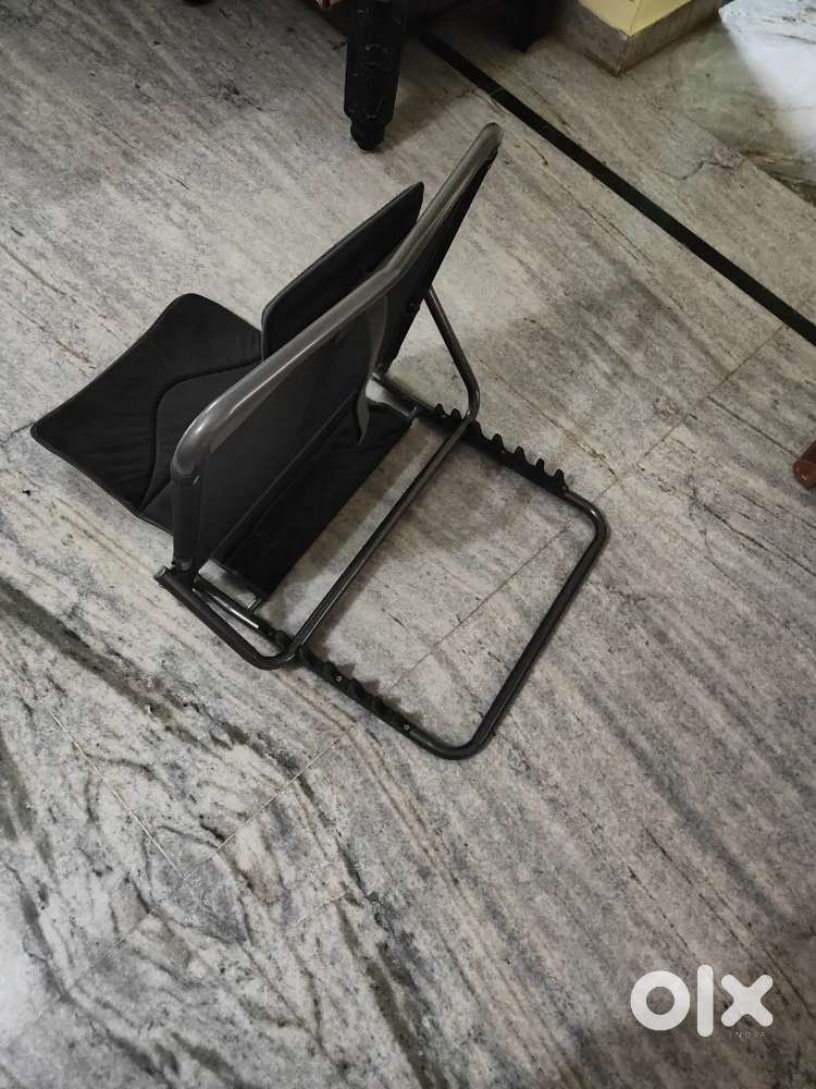 Back rest for paralysis/Back pain patients