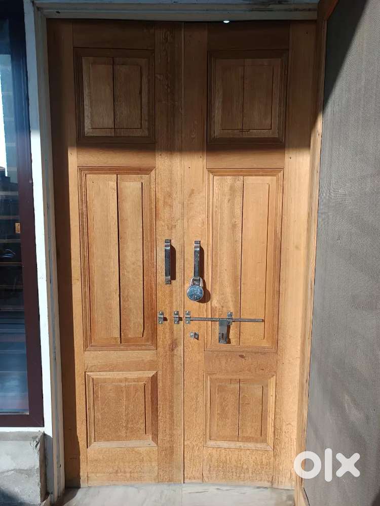 veranda door ,Main lobby door