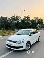 Volkswagen Vento 2010-2013 Petrol Highline, 2011, Petrol