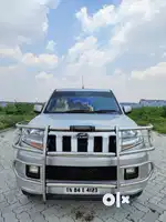 Mahindra TUV 300 T4, 2017, Diesel