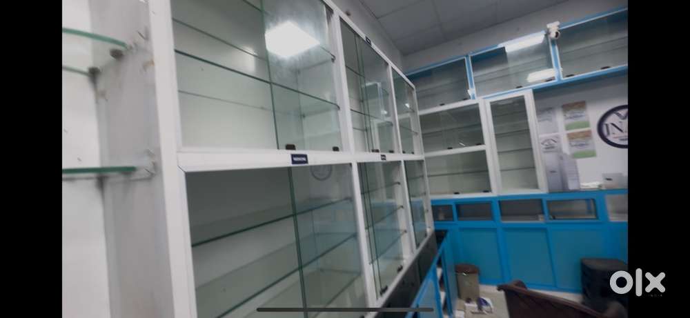 pharmacy Racks