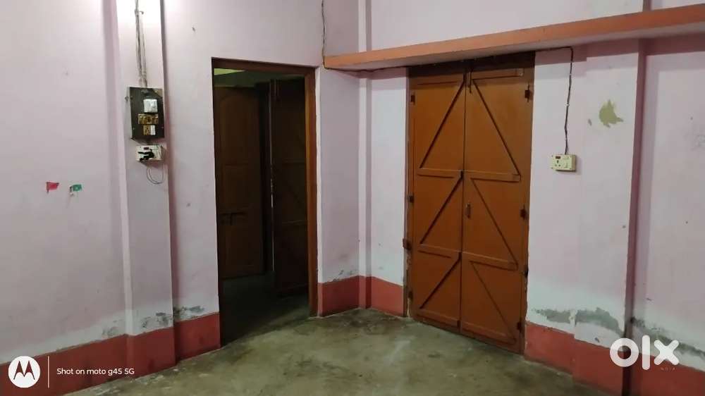 TO-LET (Dinhata, College Para, Ward No -01)