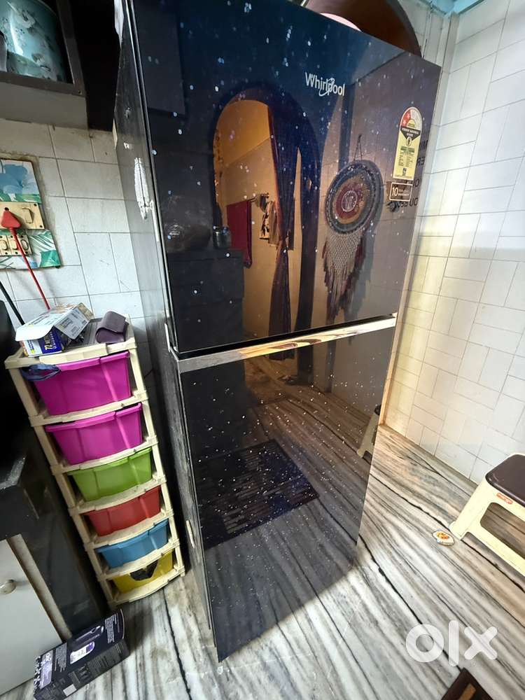 Selling my well brand new condition  fridge ..just 3 years old