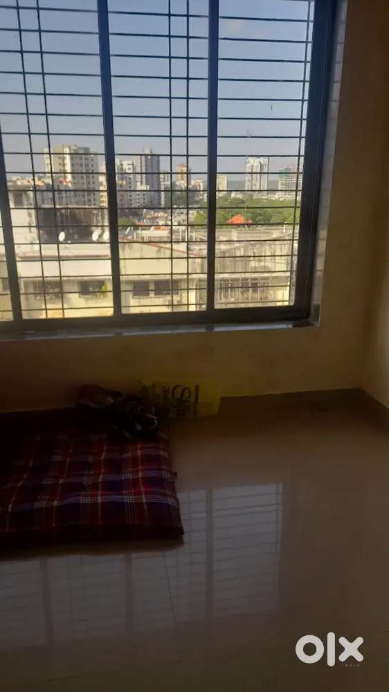 It's a good spacious 2 bhk flat in charkop sector 9 , kandiwali west