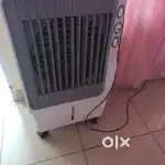 Cooler new condition 2 month old