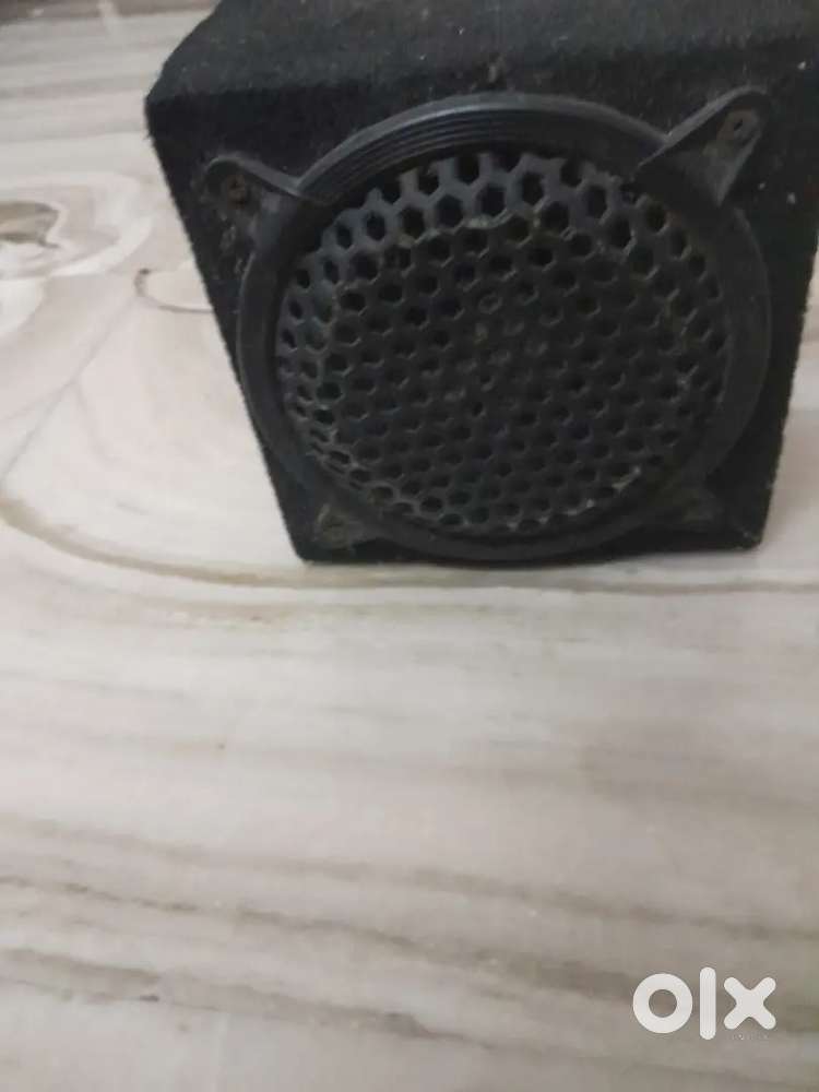 2 Speaker black colour works in car and for other audio system