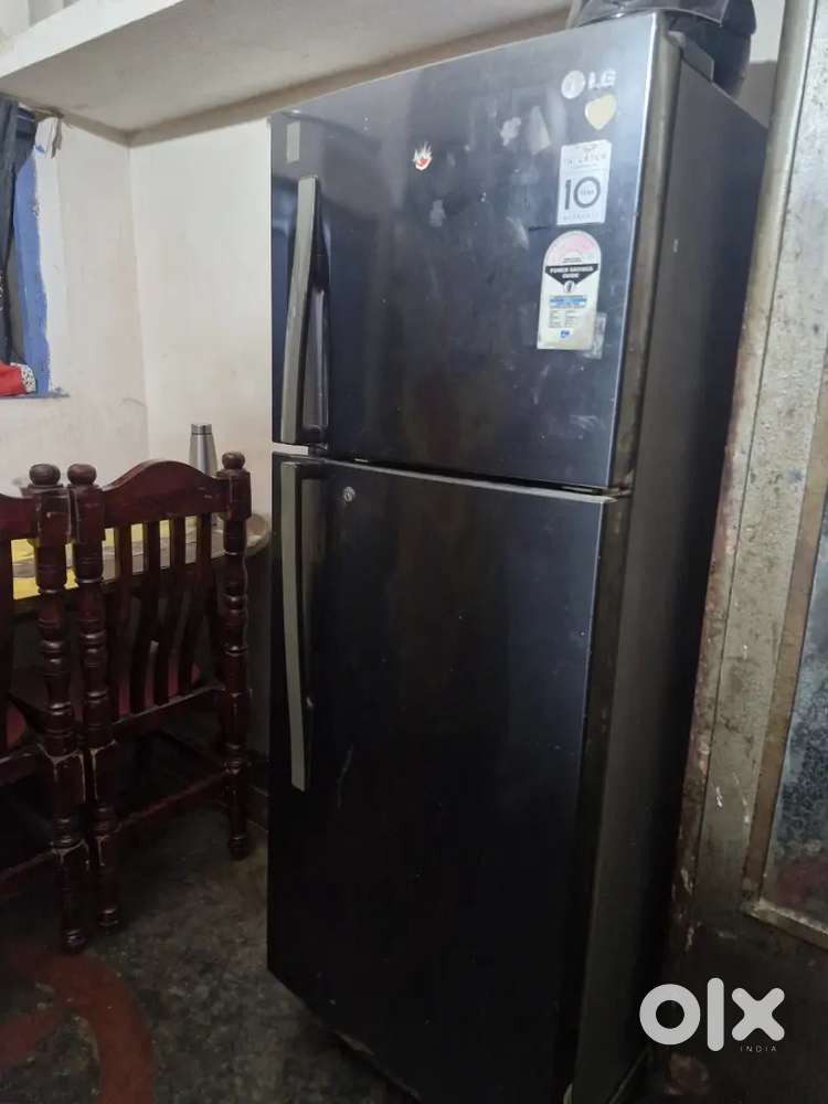 LG fridge  good condition