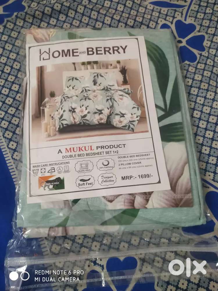 Home Berry Bedsheets By Bombay Dyeing With Pillow Cover