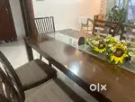 Best quality dining table with 5chairs