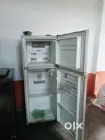 Electrolux Double Door Refrigerator/Freezer – Power Saving – For Sale