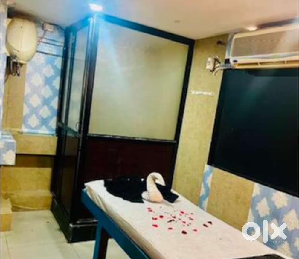 Mere ko spa me kaam krne kee lea girls ki jarurat h