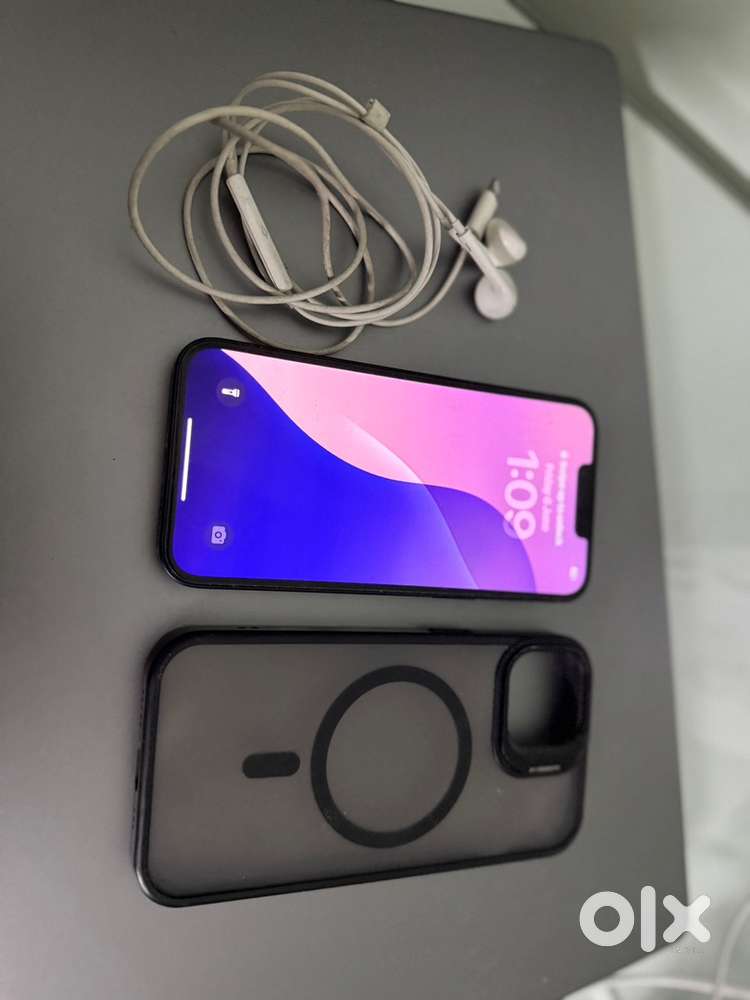 iPhone 14 128GB – Blue – Excellent Condition, Original Earphones