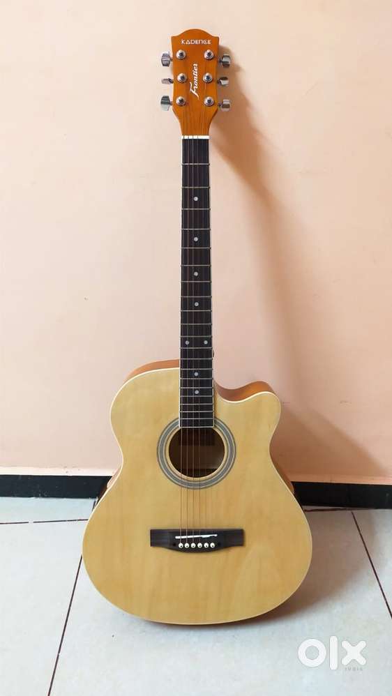 KEDENCE ACOUSTIC GUITAR