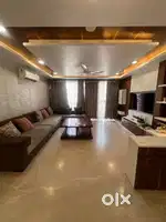 5 bhk Flat in Multi storey building Fully furnished