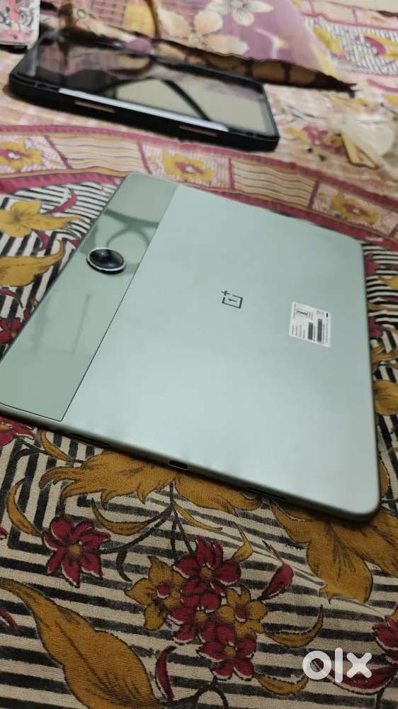OnePlus Pad Go Wi-Fi + Cellular in Flawless Brand New condition