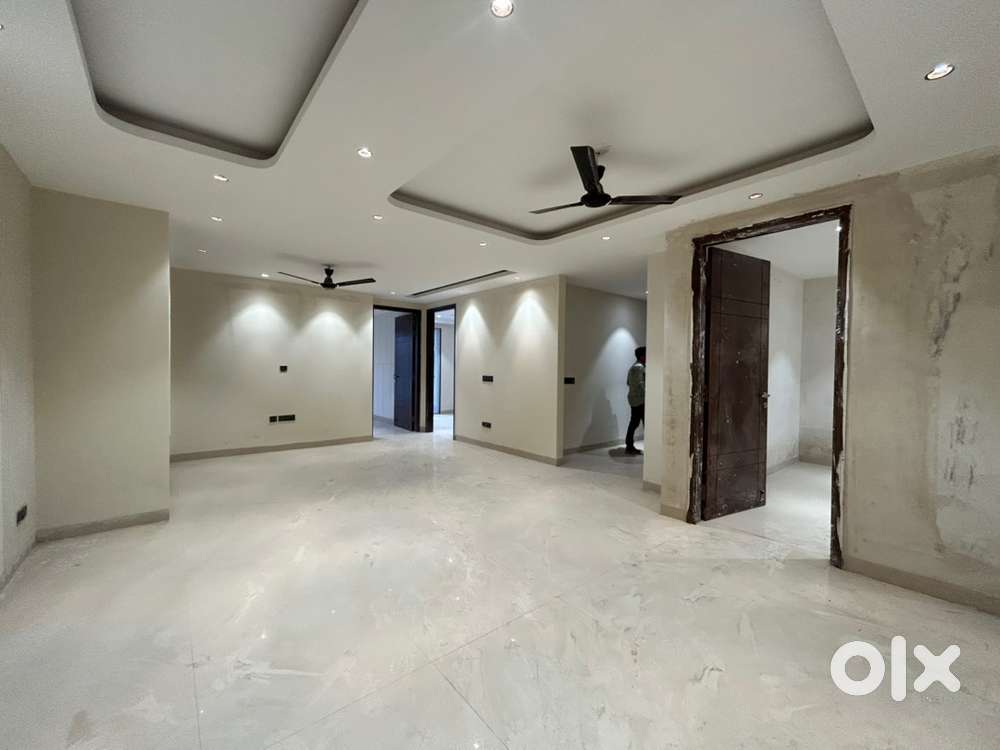 4 BHK FLAT ON RENT IN SAKET