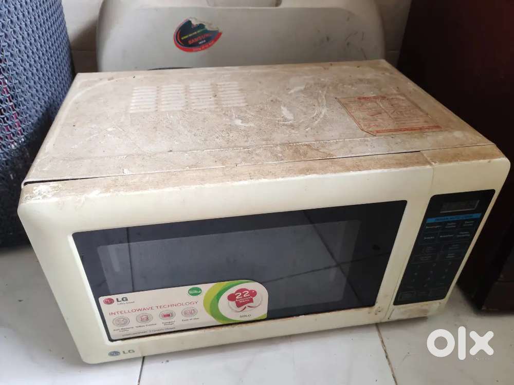 microwave oven