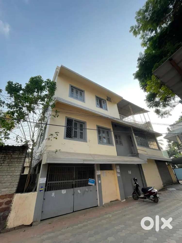 3 Storey Building for Office, Institute, IT company