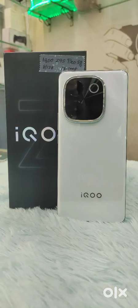 IQOO Z9s Pro 5G 8/128 GB in super mint condition with box charger